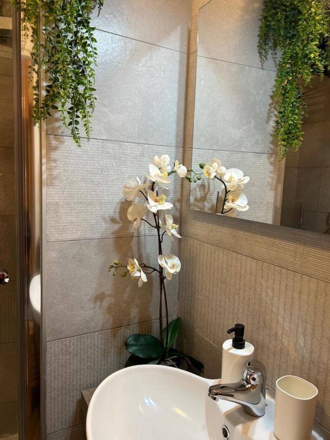 Casa Vittoria Apartment Salerno Ngoại thất bức ảnh